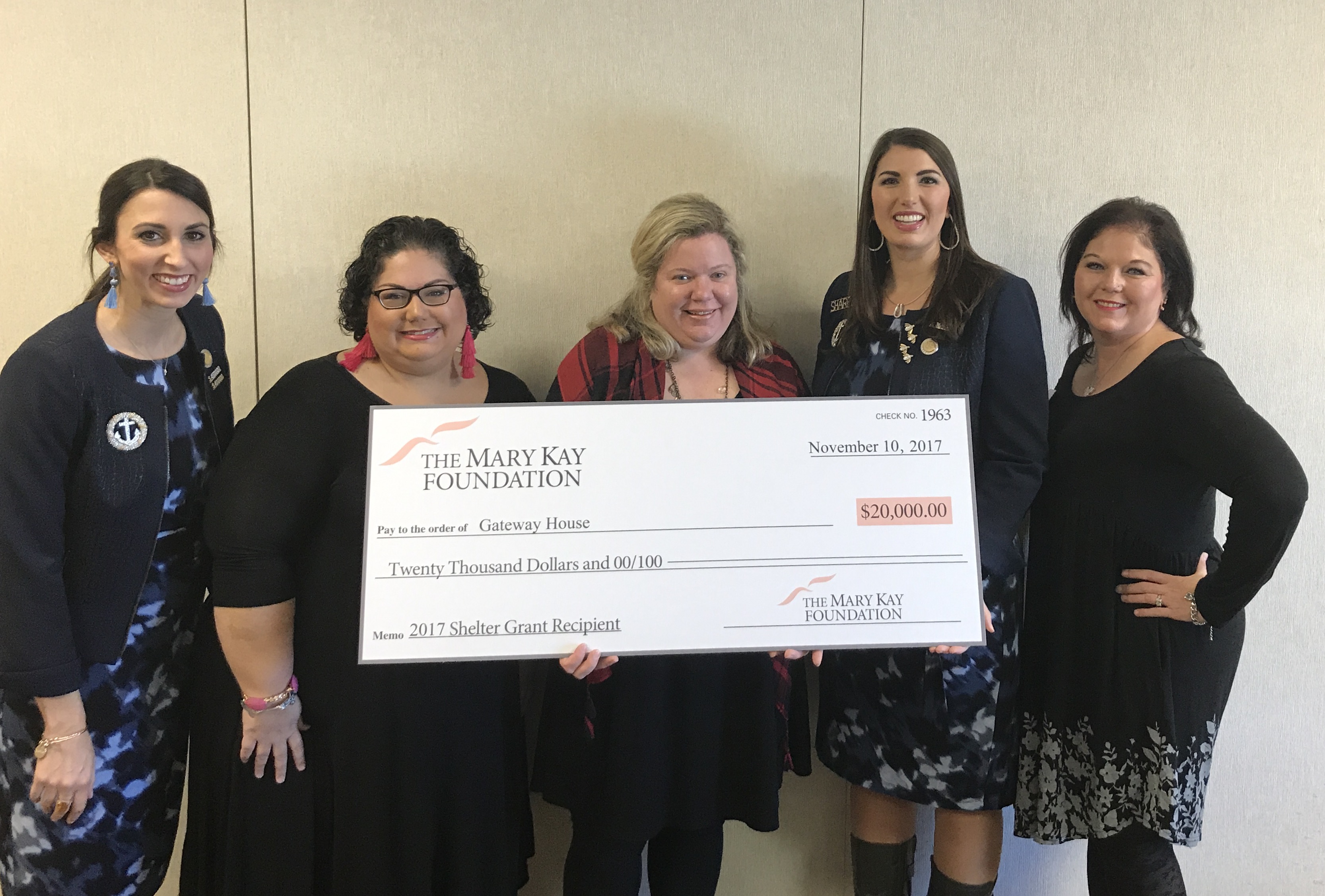 Gateway Receives $20,000 Grant From The Mary Kay Foundation - Gateway 